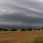 Kräftiger Regen zieht über Hessen