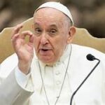 Zwölf Jahre Papst Franziskus: ein Pontifex zwischen Tradition und Innovation